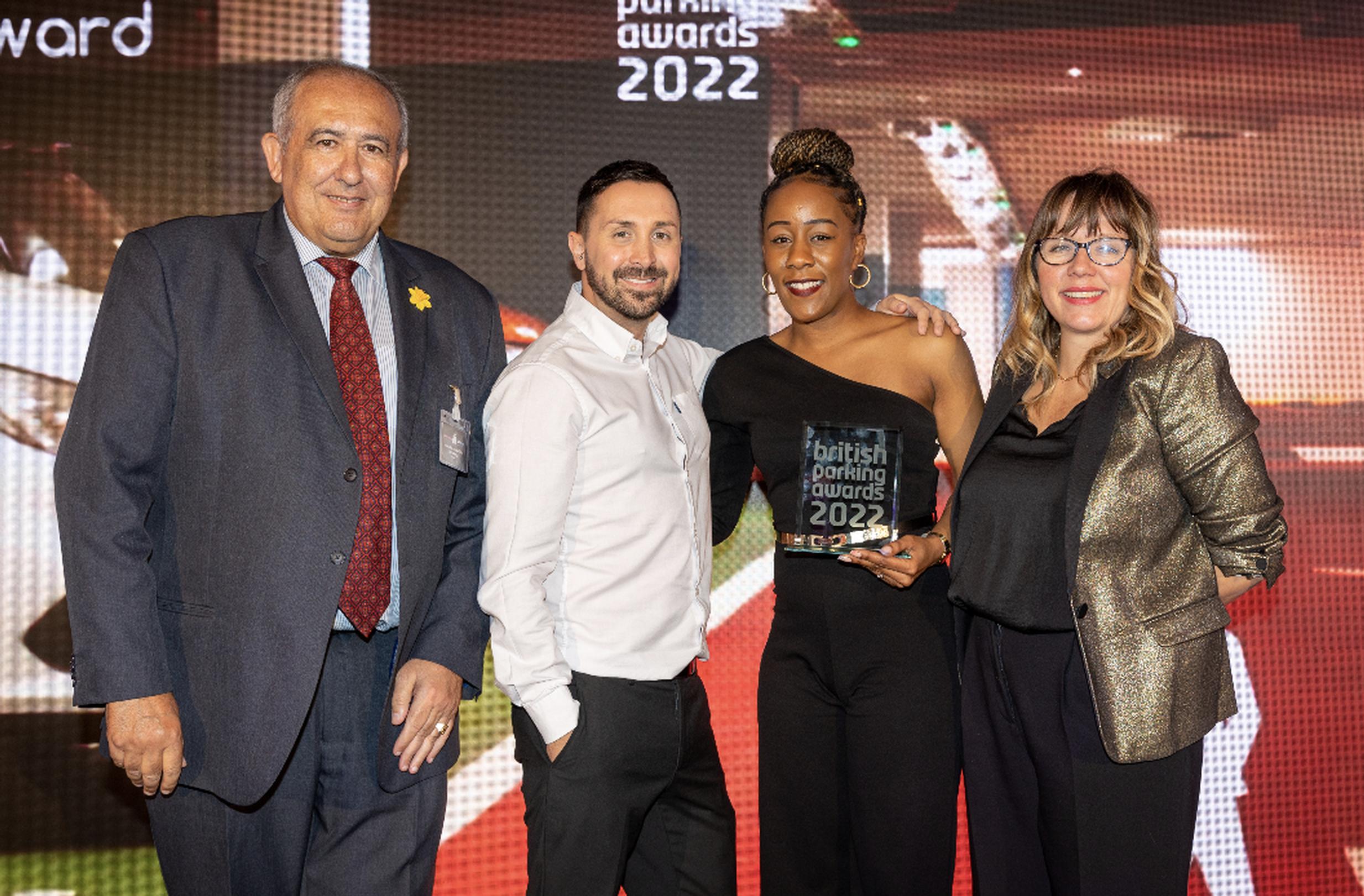 B4’s Darryl Veness and Havina Barton with jury member Manny Rasores de Toro and Kerry Godliman