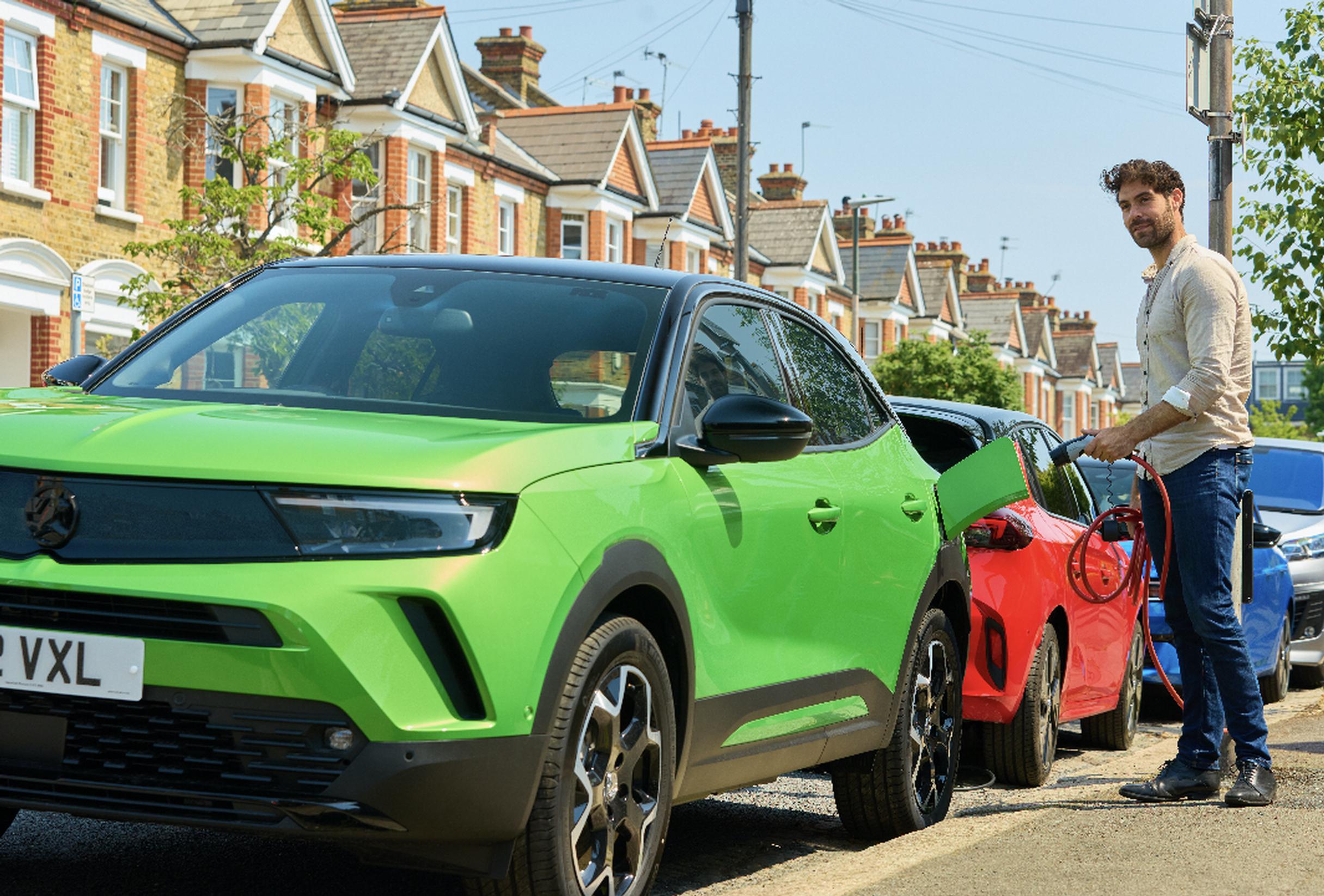 ‘Electric Streets of Britain’ programme seeks to make sure drivers without driveways are not left behind in the transition to electric mobility