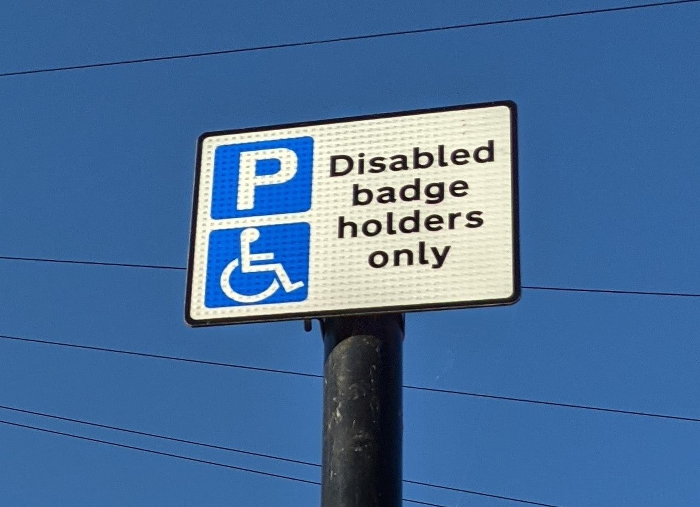 A Blue Badge parking sign in Oxford